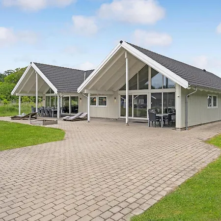 Gorgeous Home In Tranekaer With Sauna Tranekær