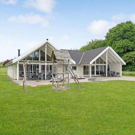 Prázdninový dům Tranekaer 59 With Hot Tub Tranekær