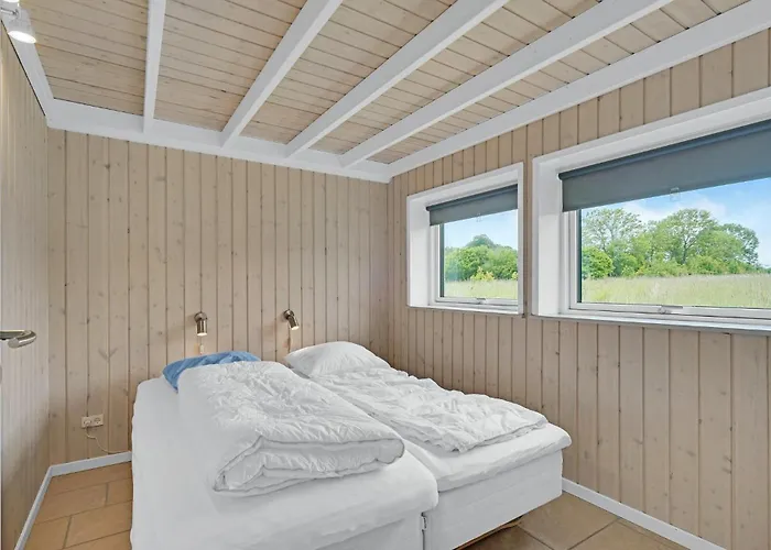 59 With Hot Tub Dom wakacyjny *