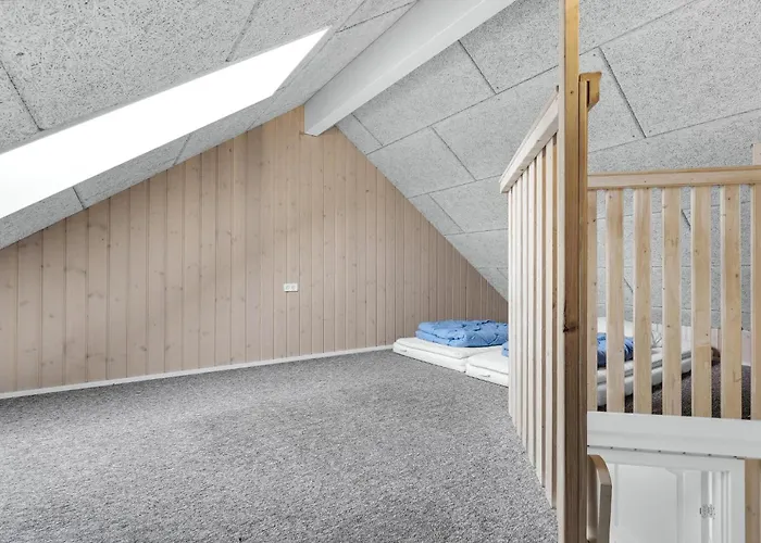 Dom wakacyjny 59 With Hot Tub Tranekær